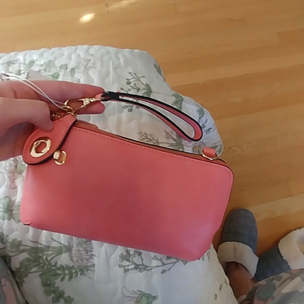 Pink wristlet bag, converts to small crossbody!